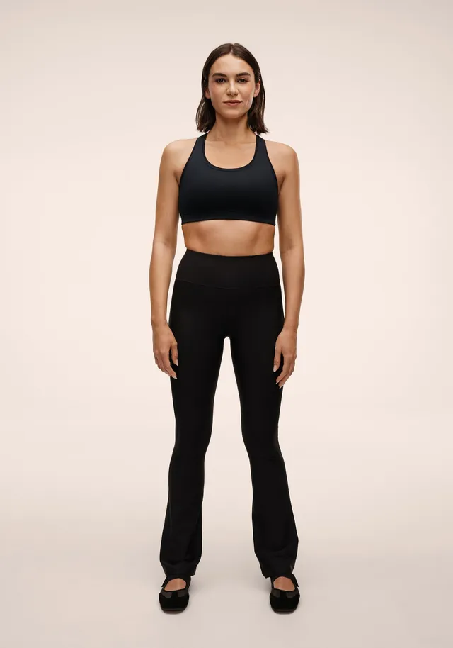 Casall Flare High Waist Pant pantaloni nero modellante