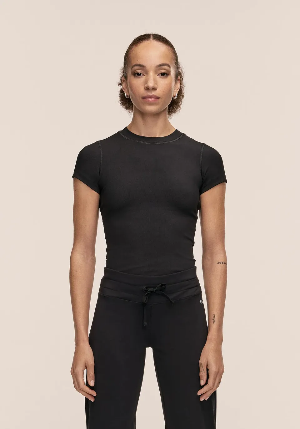 Casall Defined Rib Tee t-shirt training Black elasticizzata