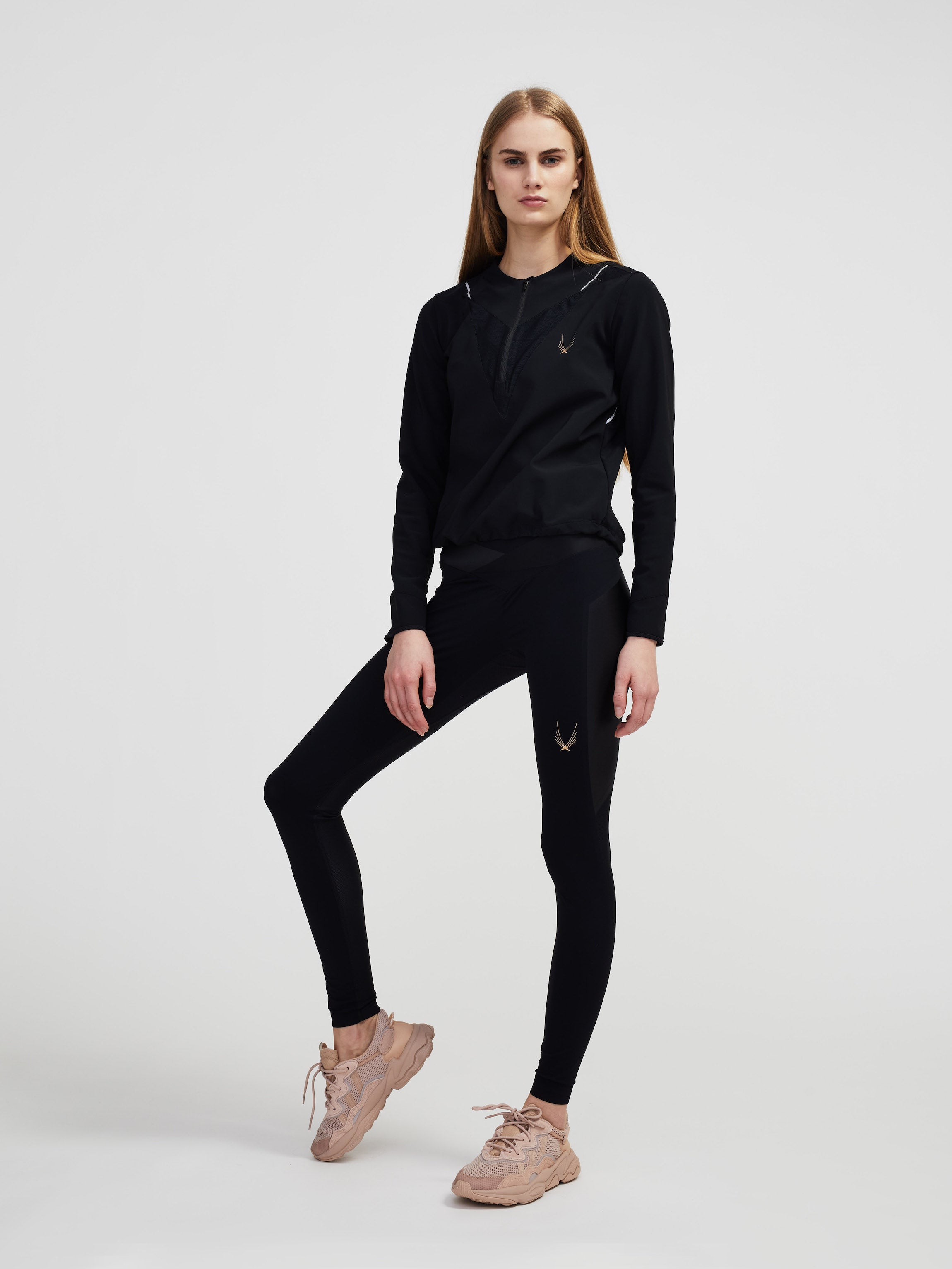 Lucas Hugh Technical Jumper felpa sportiva nera leggera