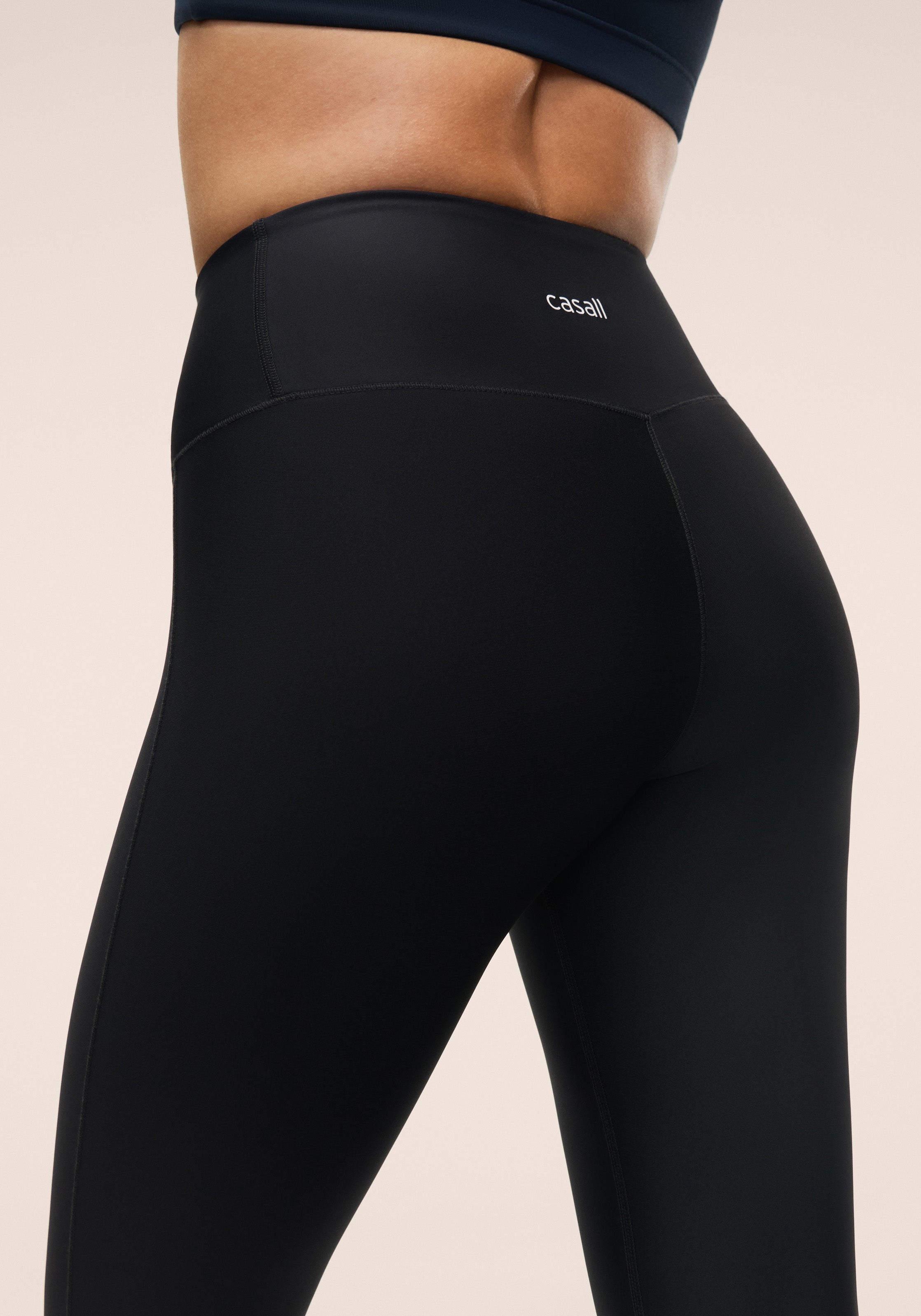 Casall Flare High Waist Pant pantaloni nero modellante