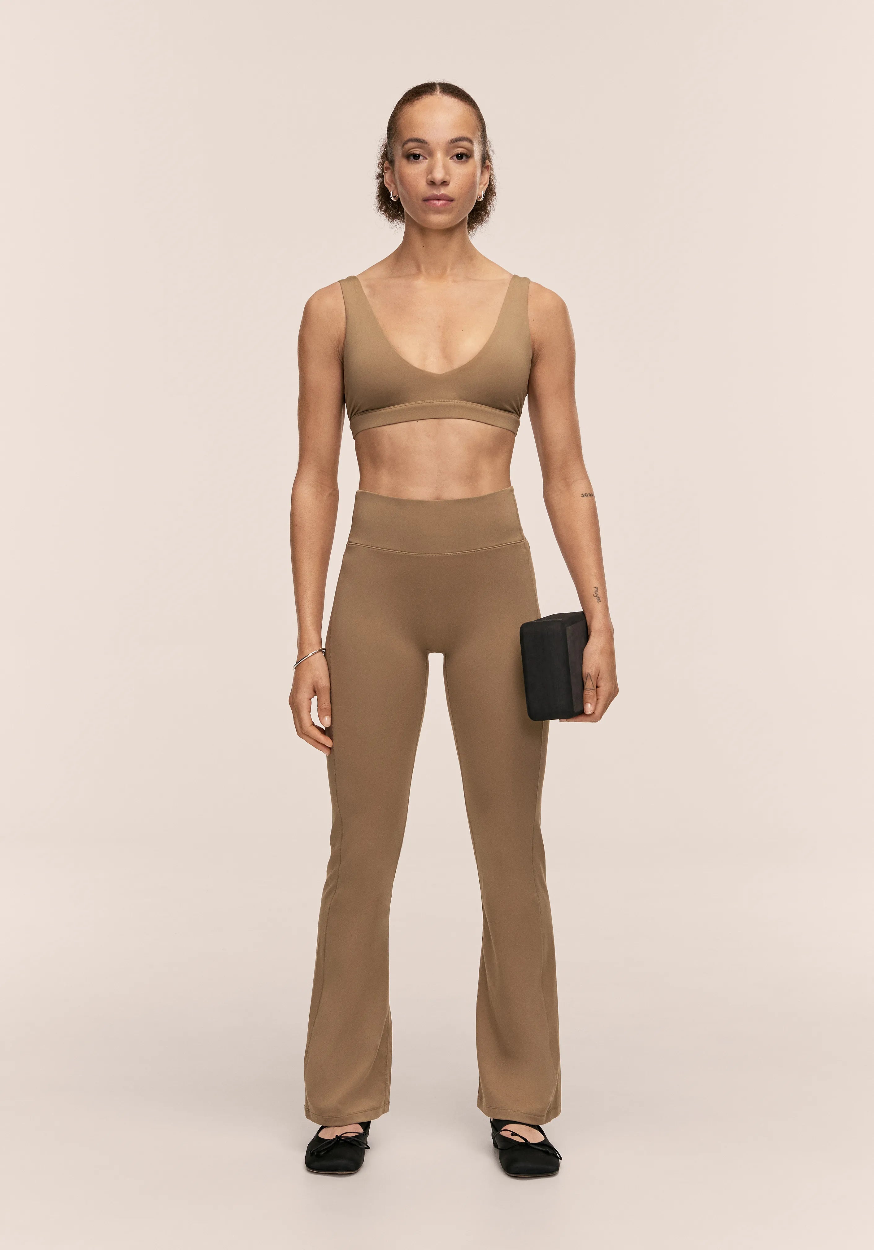 Casall Soft Touch pantaloni flare beige chiaro morbidi