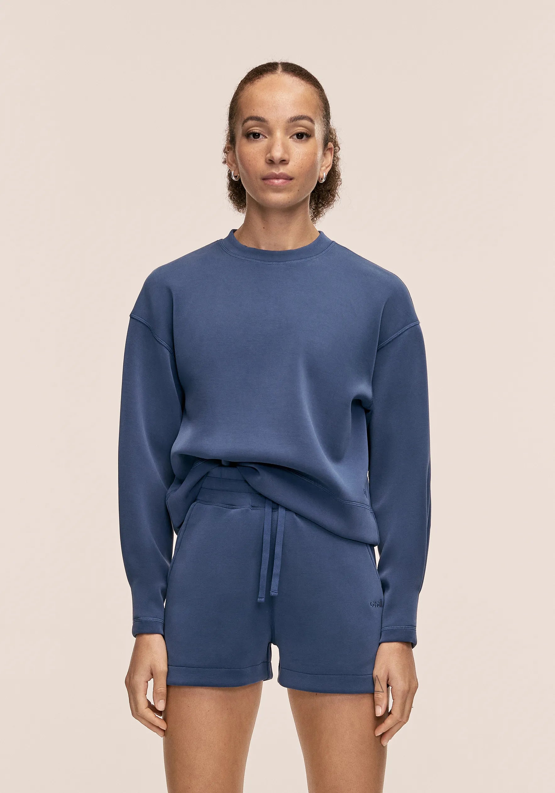 Casall Peachy Crew Neck felpa blu shadow morbida