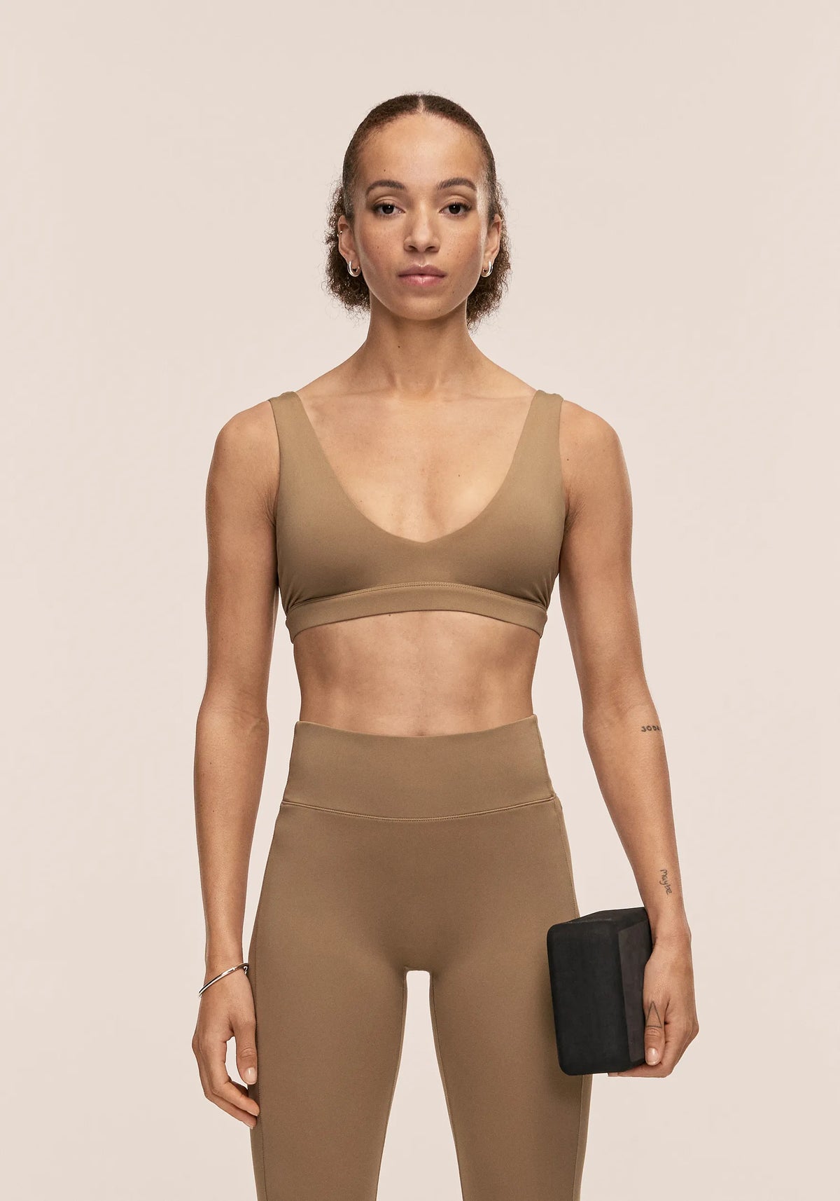 Casall Soft Touch Padded reggiseno sportivo khaki chiaro leggero