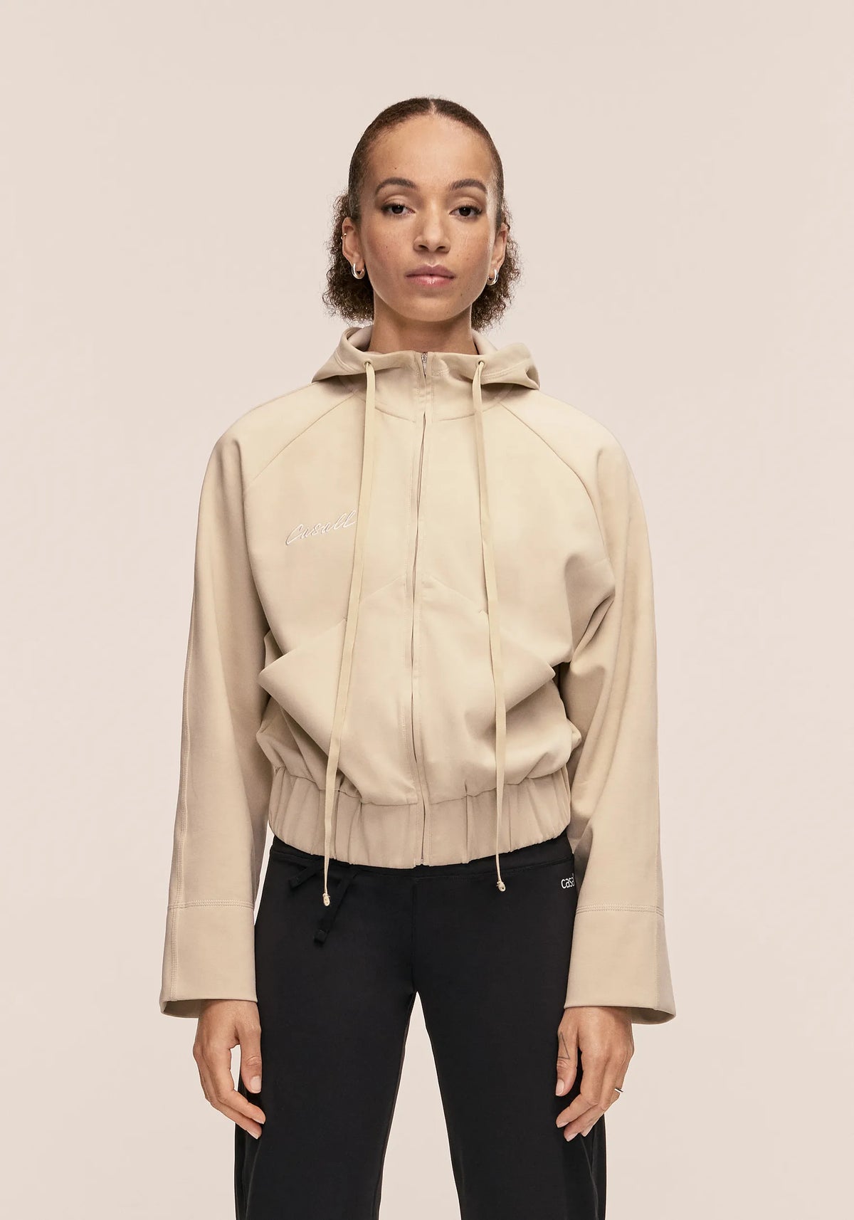 Casall Aria felpa zip con cappuccio ecru cotone bio