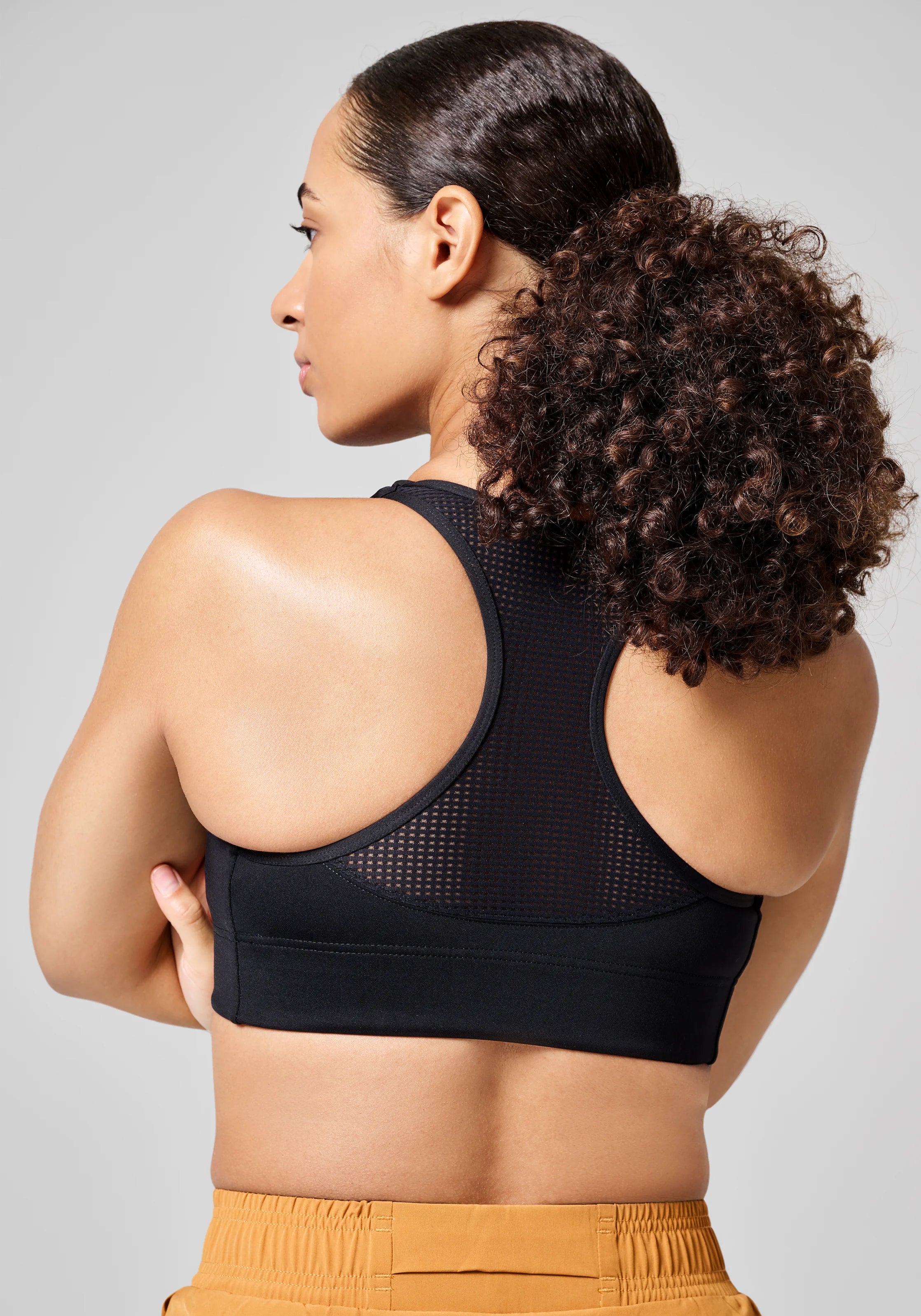 Casall Iconic Longline Sports Bra top nero con mesh