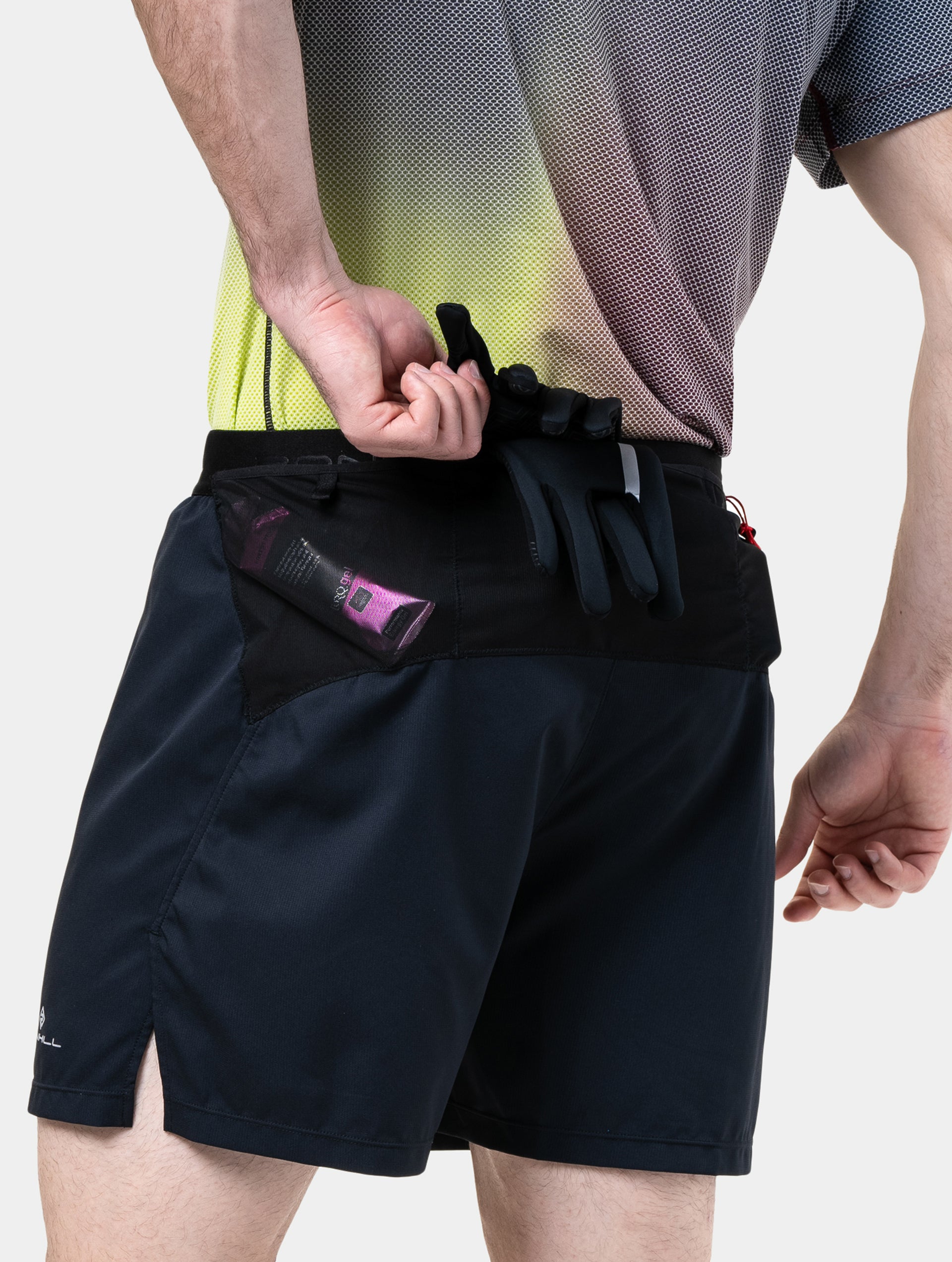 Ronhill Tech All-Terrain 5" Short pantaloncini running neri tasche