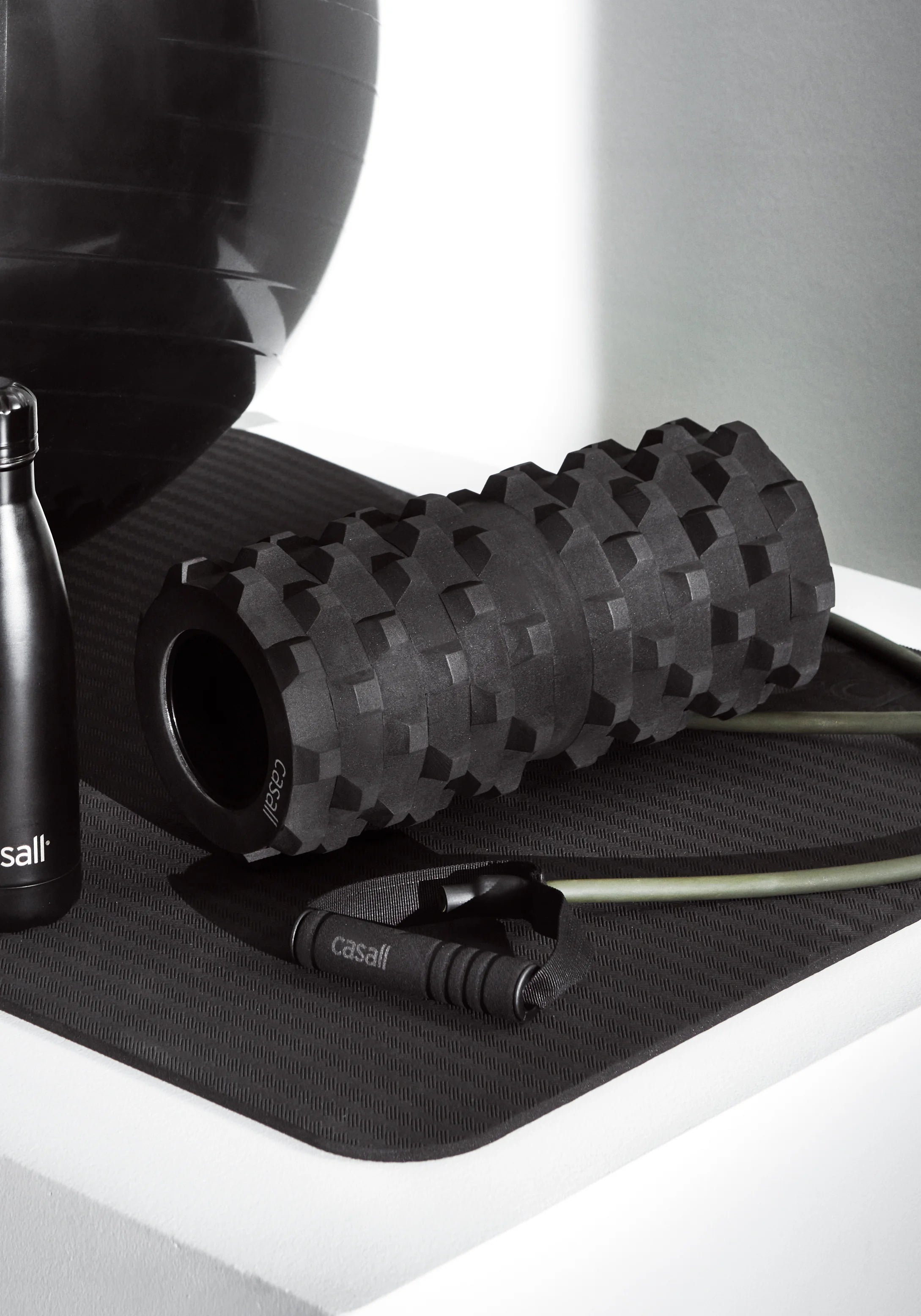 Casall Intense foam roller nero massaggiante