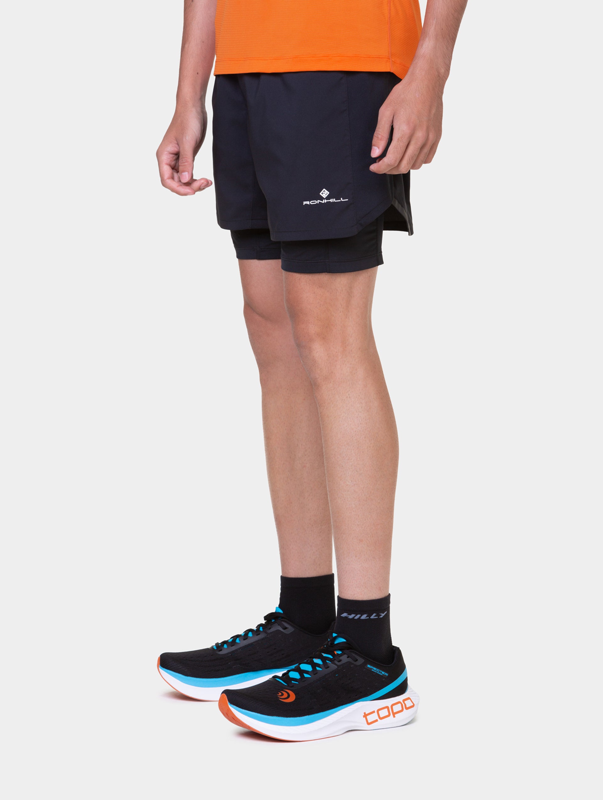 Ronhill Tech 5" Twin pantaloncini running uomo neri traspiranti