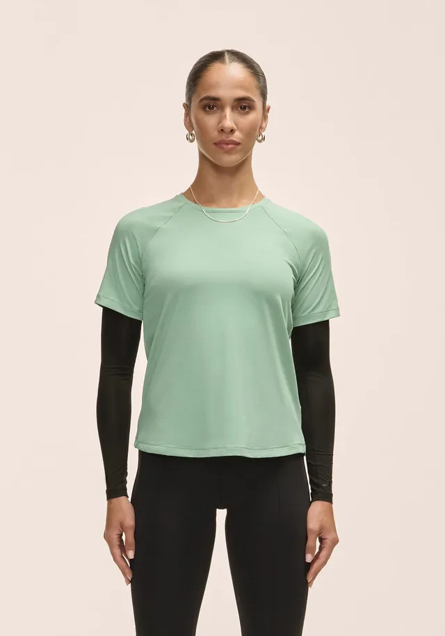 Casall Essential Tee t-shirt verde statue green tecnica