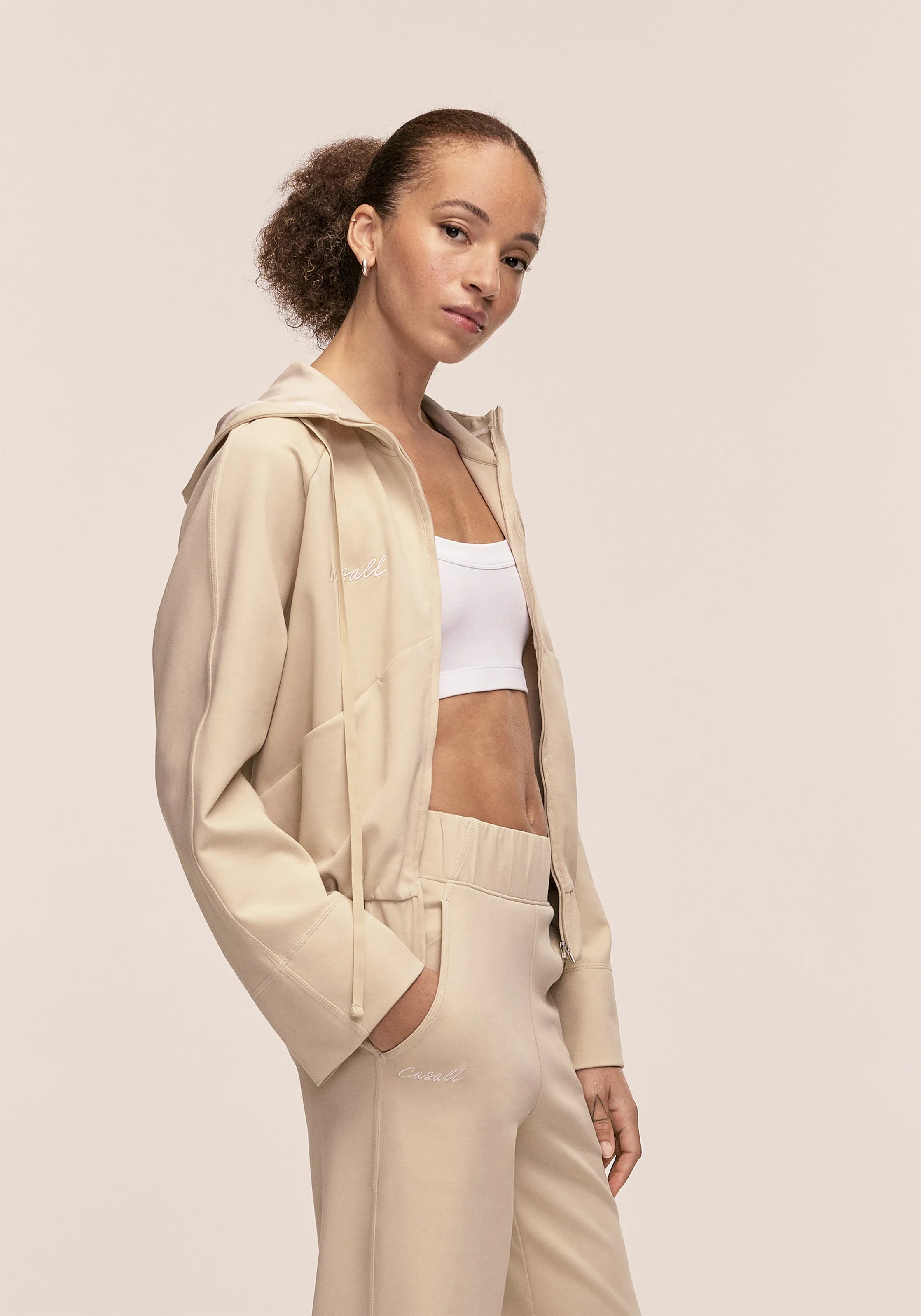 Casall Aria felpa zip con cappuccio ecru cotone bio