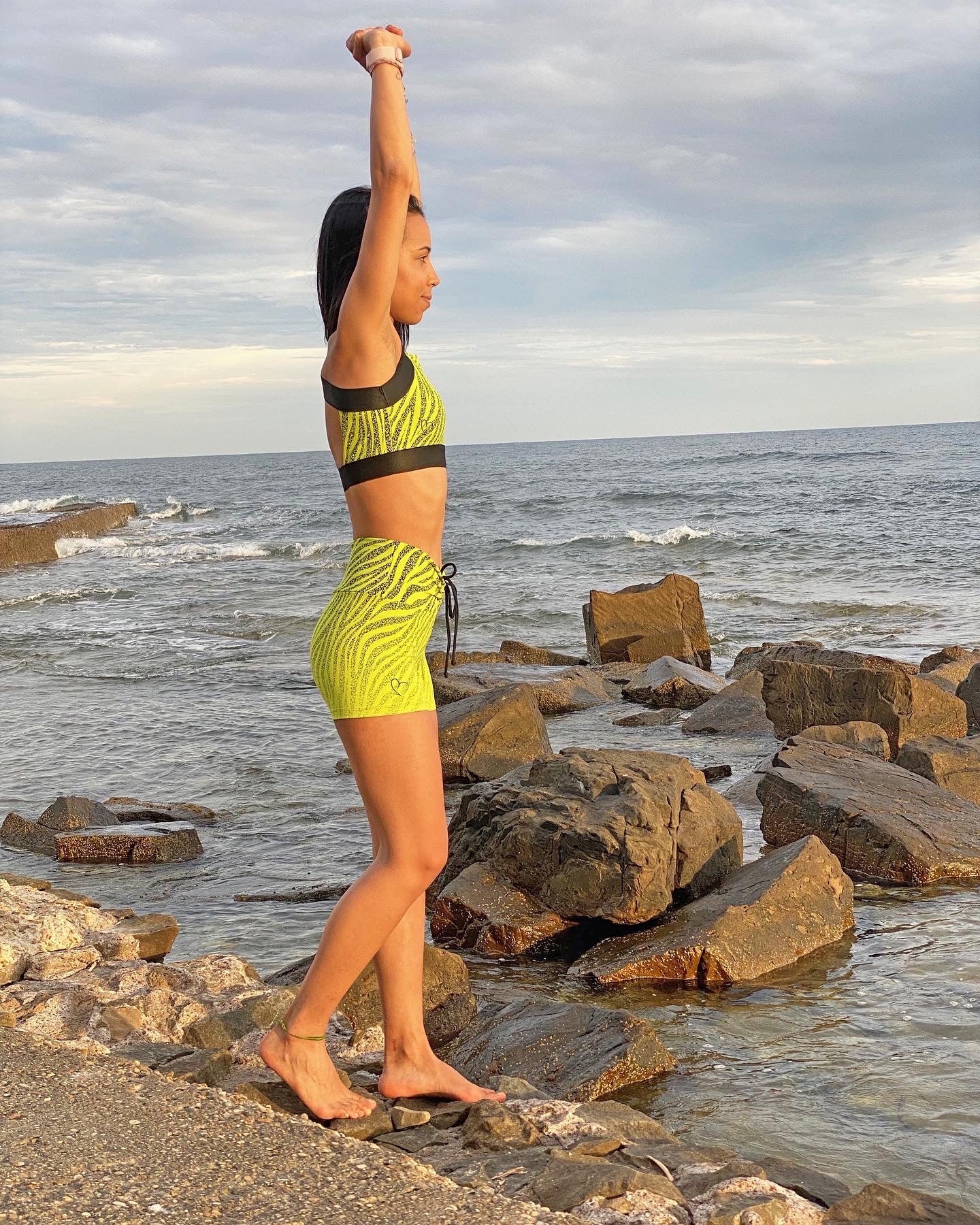 VB Lime Zebra top sportivo con coppe