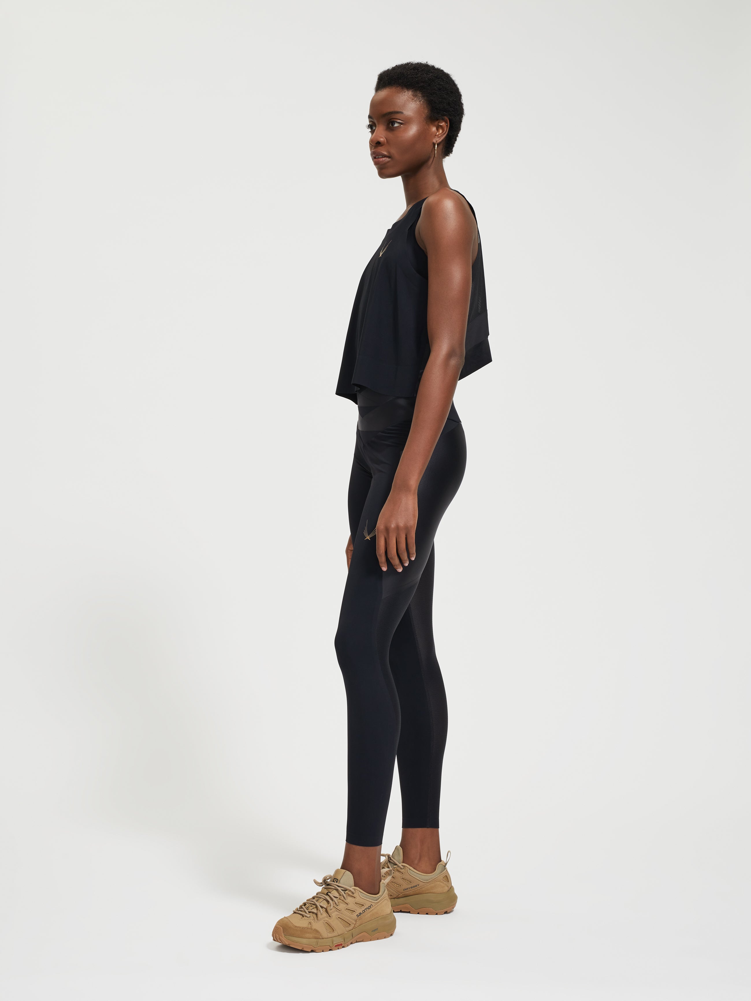Lucas Hugh Axis Crop Tank canotta nera traspirante