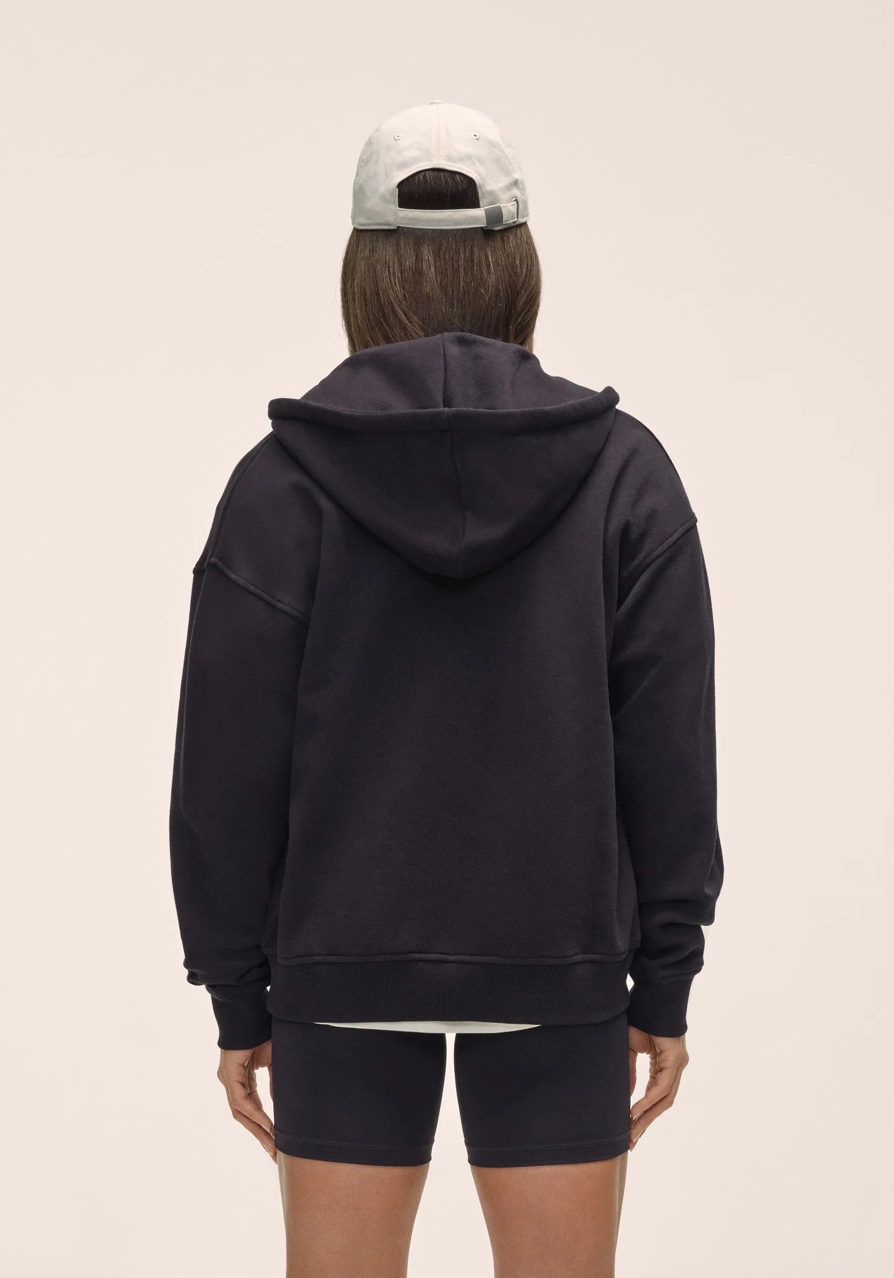 Casall Casual Zip Hoodie felpa nera con cappuccio