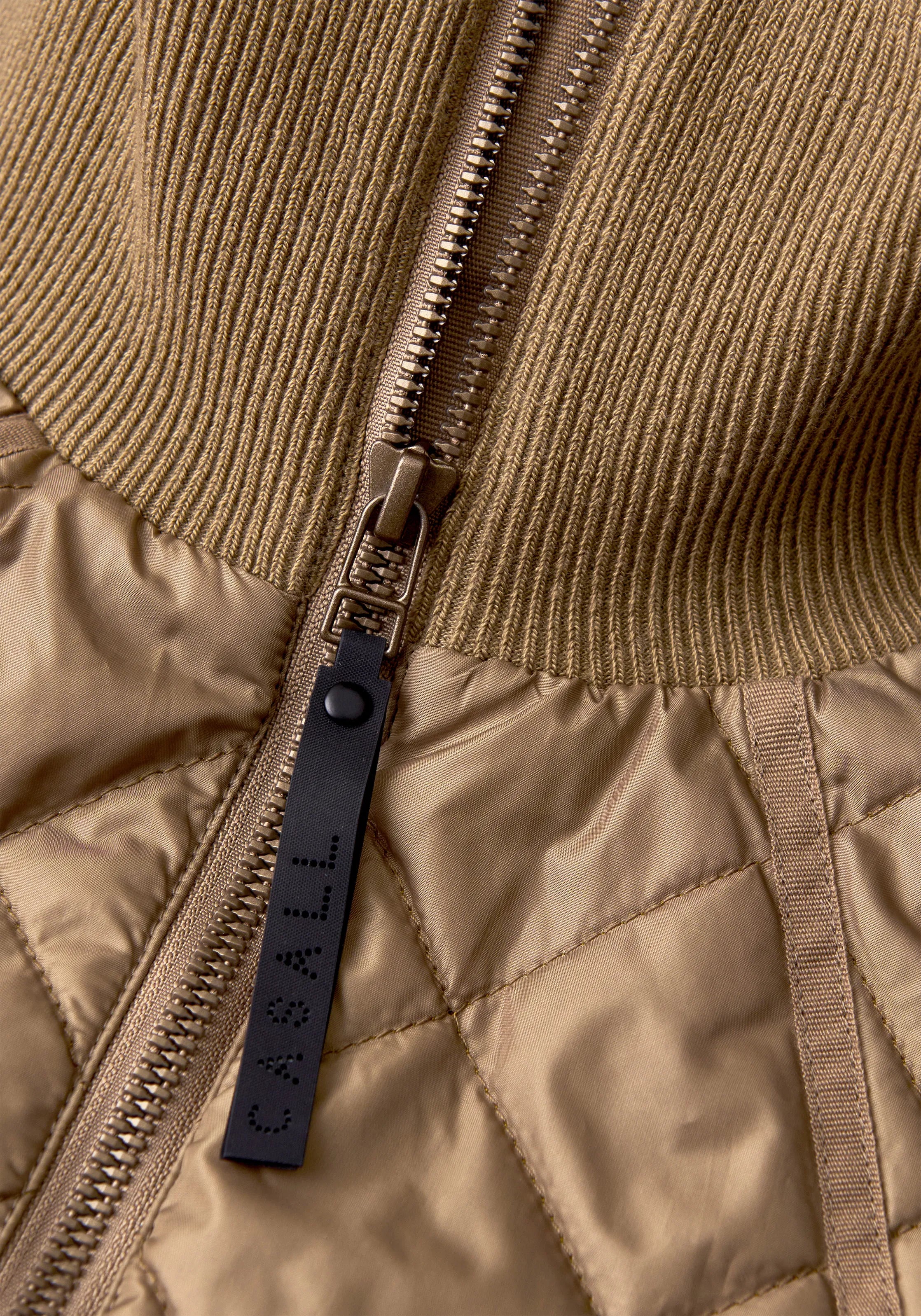 Casall Nordic Quilted giacca trapuntata light khaki idrorepellente