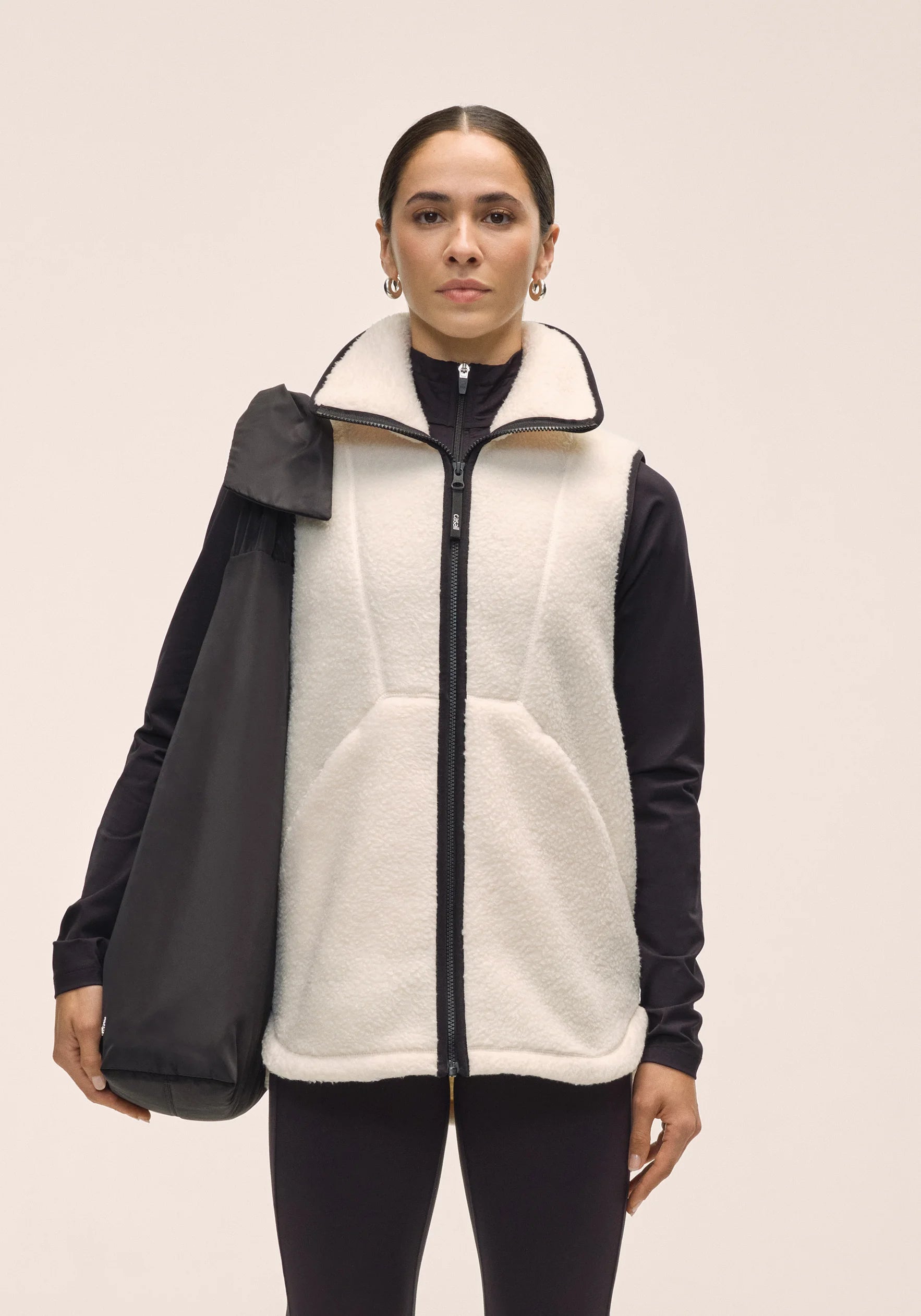 Casall High Collar gilet in pile bianco collo alto