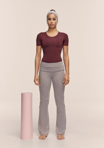 Casall Studio Body maglia training Cherry Moon slim