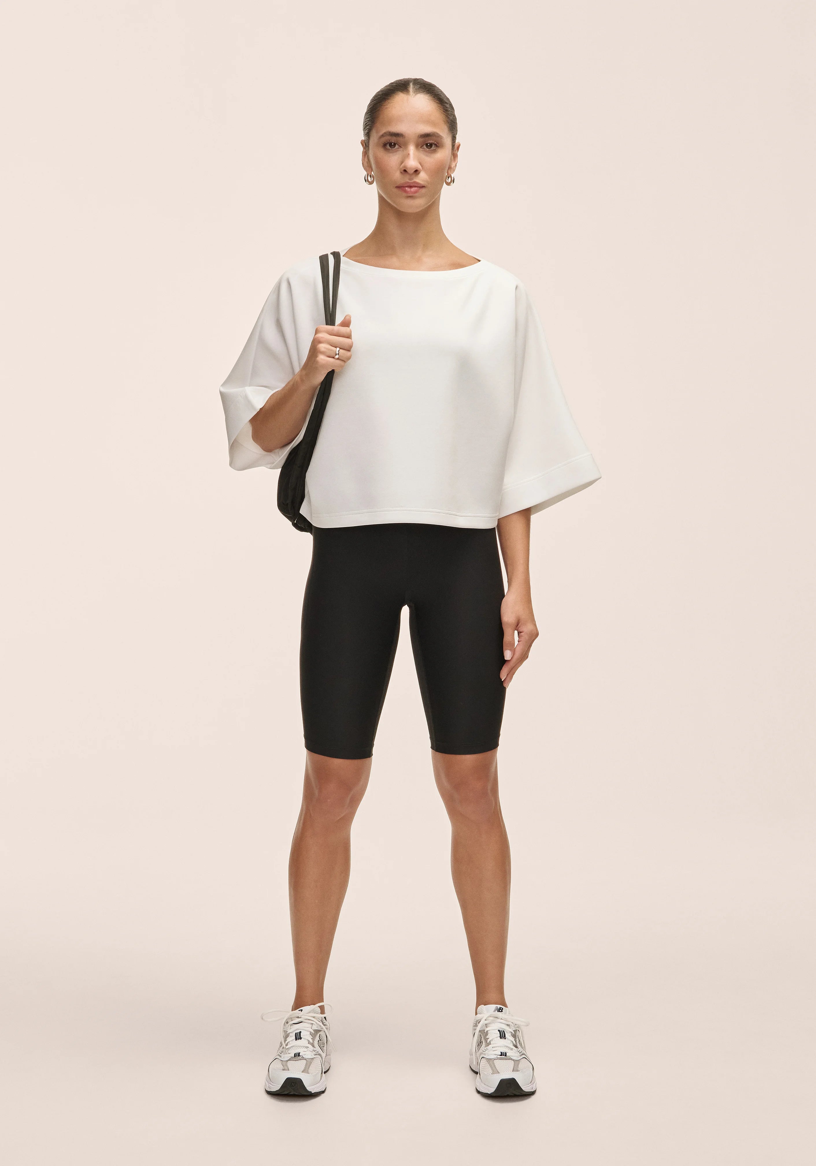 Casall Aria Cropped Boatneck maglia cropped bianca rilassata