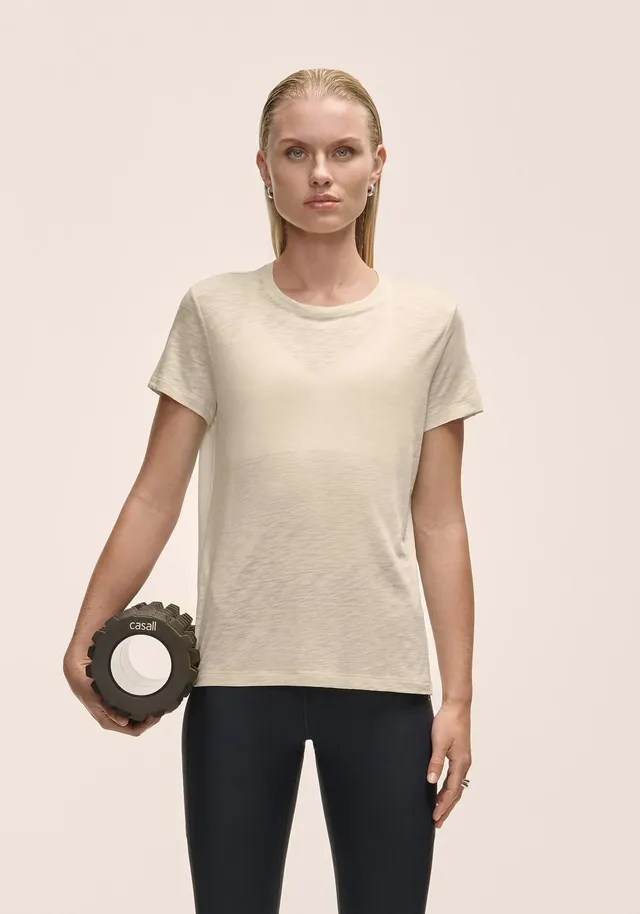Casall Soft Texture Tee t-shirt ecru collo alto