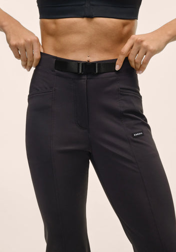 Casall Pace Outdoor Flare Pant pantaloni Black idrorepellenti
