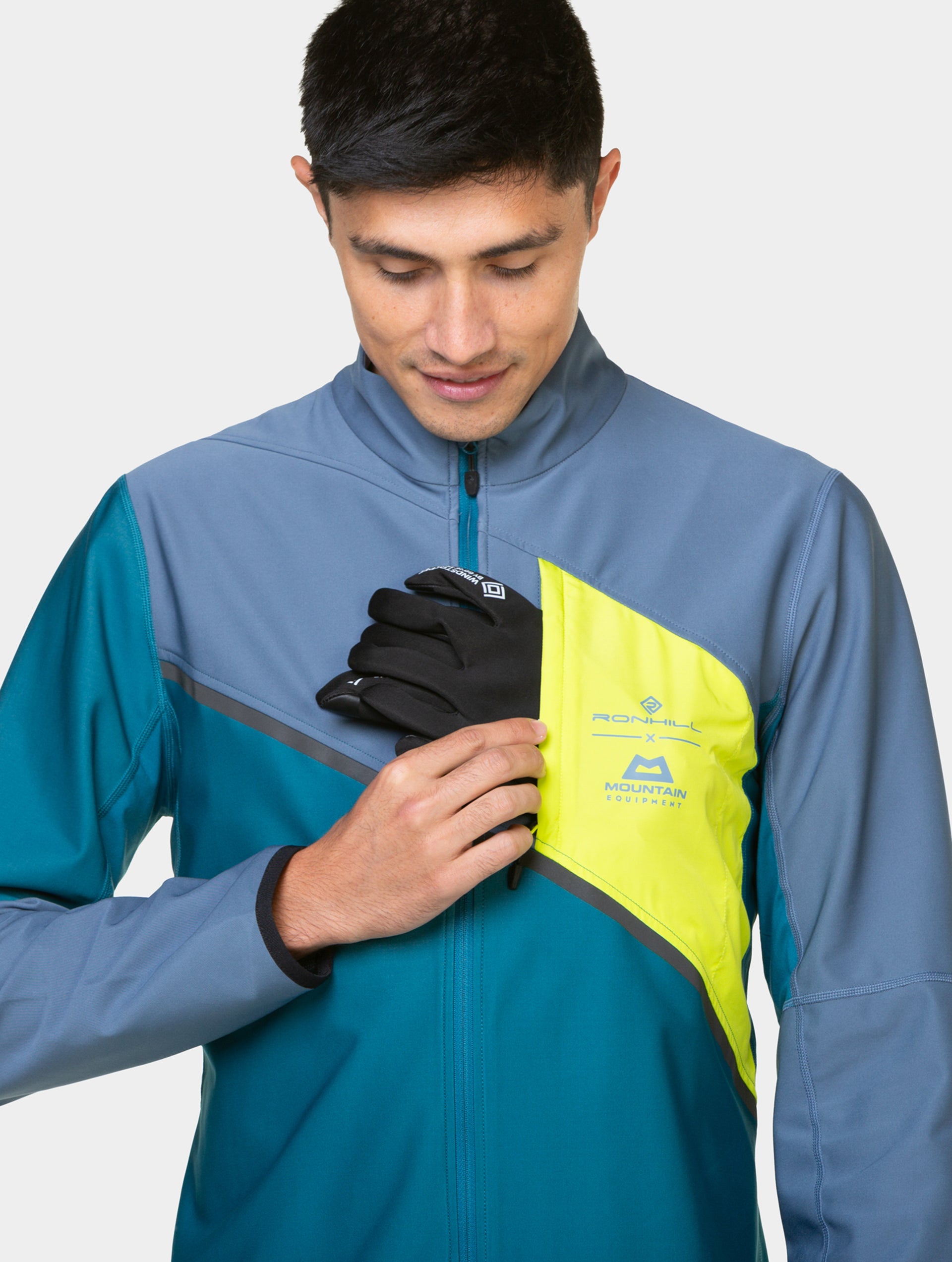 Ronhill Tech GORE-TEX Windstopper giacca running uomo nera