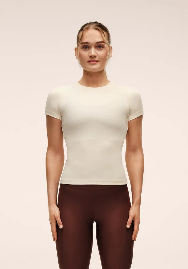 Casall Defined Rib t-shirt crema coste elasticizzata