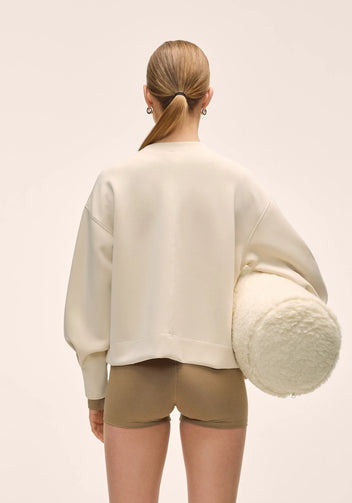 Casall Peachy Crew Neck felpa bianca vestibilità morbida