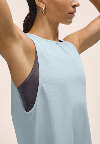 Casall Laser Mesh Flow Tank canotta sportiva azzurra mesh