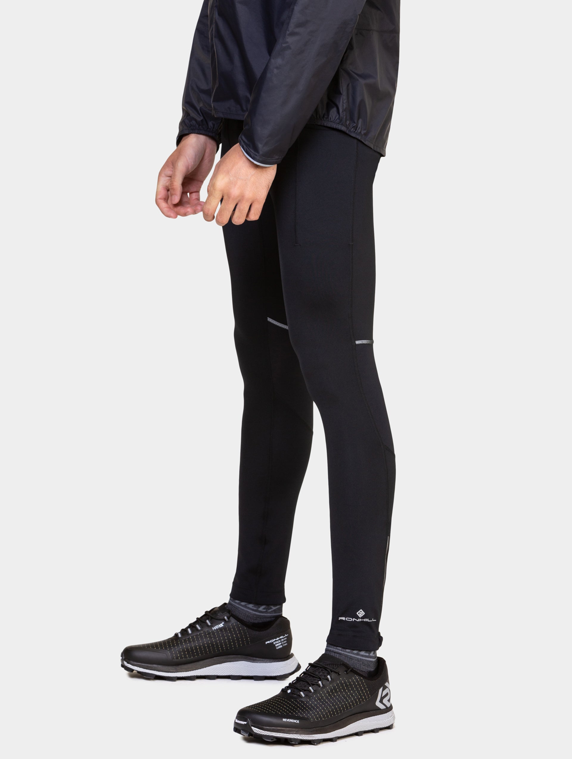 Ronhill Tech Paragon leggings running uomo neri riciclati